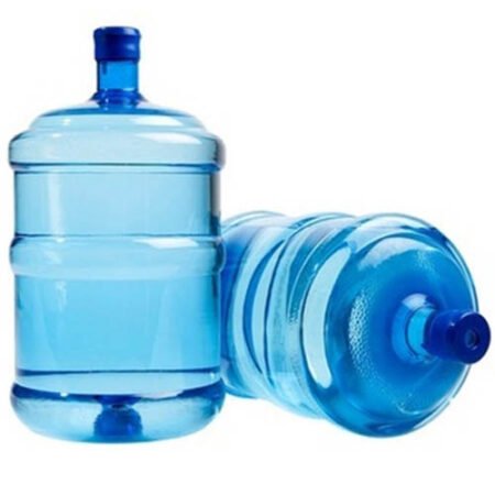 Bombonne d'eau minérale pleine