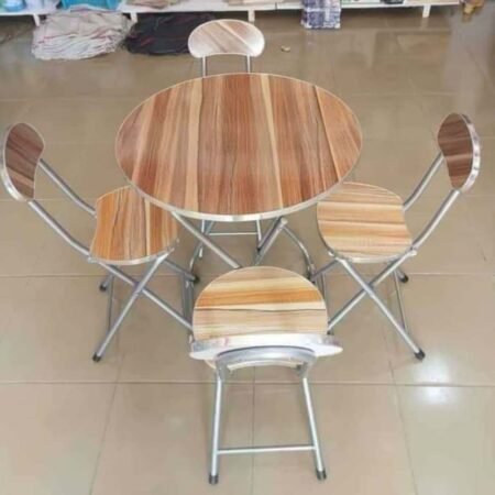 Ensemble 04 Chaises et Table en Bois