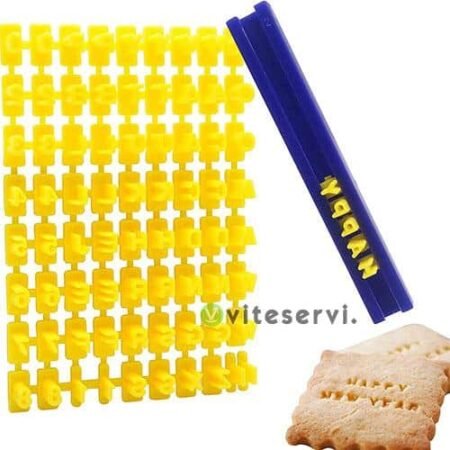 Pochoir D'alphabet pour écriture sur Biscuit - 72 Lettres et chiffres - Capacité de Composer Tous les Messages Emporte pièce pâtisserie
