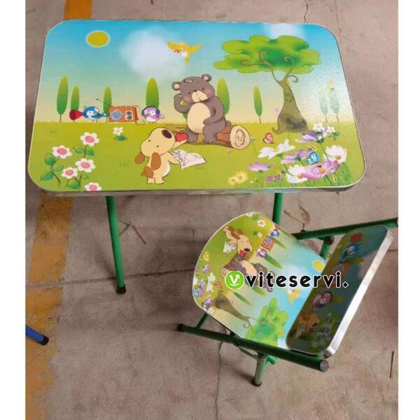 Table et chaise confortable pour enfant