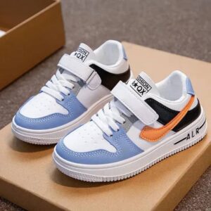 Chaussure Basket pour pour garcon et fille modèle AIR FORCE