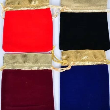 Sac en velours noir rouge Sac à crampon 30pcs / lot bijoux Emballage de stockage Sac de cadeau de mariage de Noël sacs-cadeaux à cordon