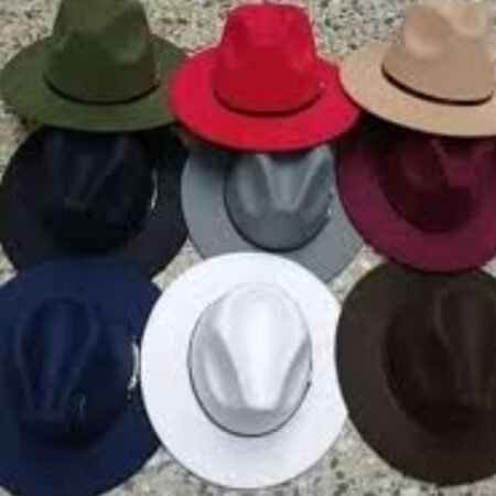 Chapeau Fedora Classique Unisexe Multi-Couleurs, Couvre-Chef Élégant en Feutre pour Homme et Femme, Accessoire de Mode Intemporel et Polyvalent, Protection Solaire Chic, Style Trilby et Borsalino