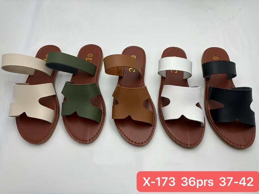 IMG 20250620 WA0077 Chaussure tapette pour femme