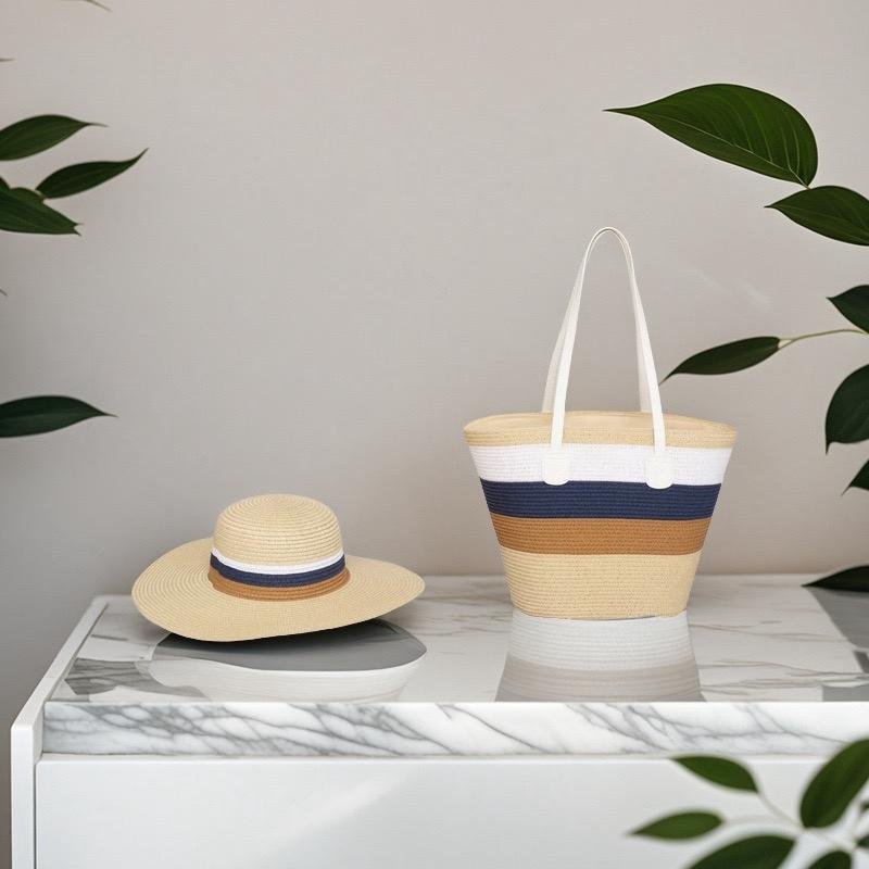 IMG 20251027 WA0060 Sac et chapeaux baladeuse