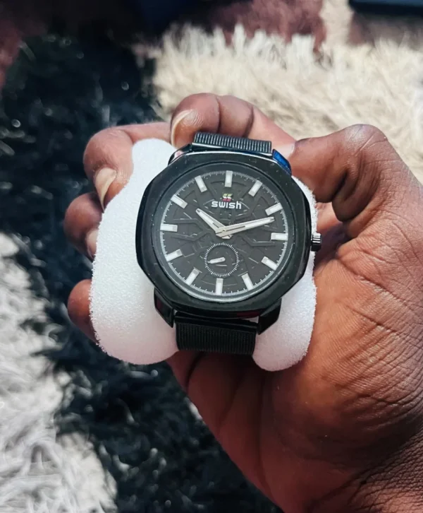 Montre homme SWISH Army à bracelet en maille, acier noir avec revêtement PVD