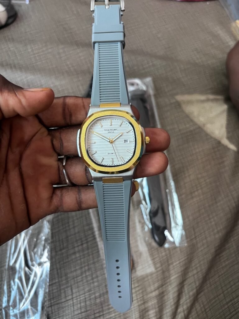 Patek Phillipe nautilus bracelet en caoutchouc