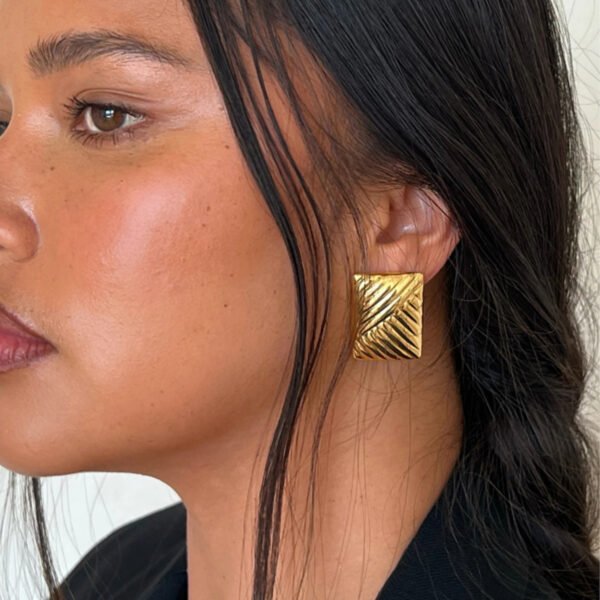 H93687c3a31da45bfb3956e42af3bd985l