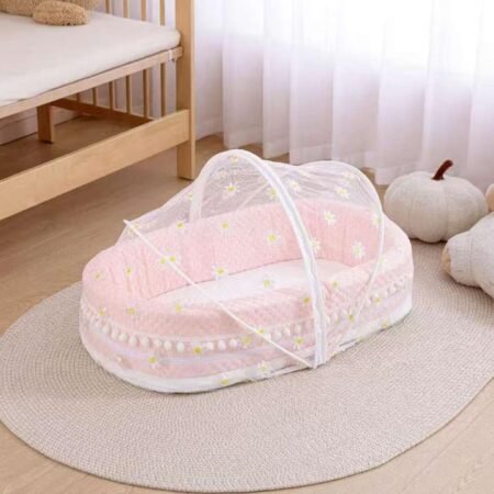 Lit Bébé Portable avec Moustiquaire Intégrée, Couffin de Sommeil Confortable et Sécurisé pour Nouveau-né, Berceau Anti-Moustiques Pliable et Doux pour Bébés, Nid de Sommeil Respirant et Protecteur (Rose Fleuri)