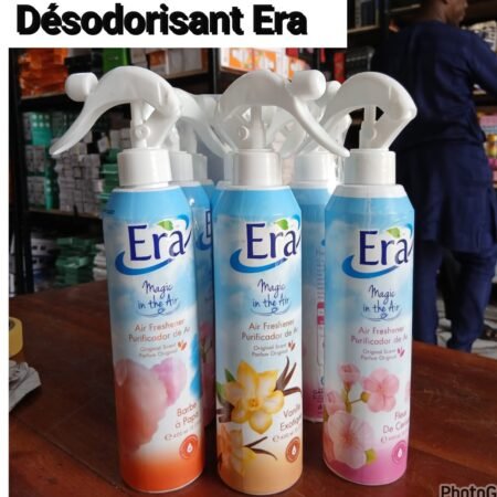 Désodorisant Era Magic in the Air 400ml, Purificateur d'Ambiance Longue Durée, Spray Rafraîchisseur d'Air pour Maison et Bureau, Élimine les Mauvaises Odeurs (Barbe à Papa, Vanille Exotique, Fleur de Cerisier)