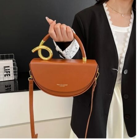 Sac à Main Femme Élégant Demi-Lune avec Poignée Torsadée Dorée, Sacoche Bandoulière Amovible en Cuir PU, Pochette Chic et Polyvalente pour Quotidien et Soirée