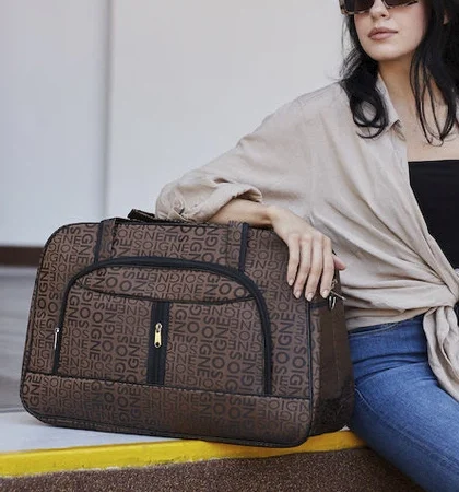 Sac de Voyage et Sport Marron Motif SOIGNE Grande Capacité pour Homme et Femme