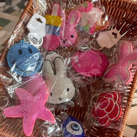Porte-Clés Pendentif Décoratif en Strass Scintillants, Multi-Formes pour Sacs et Clés, Accessoire de Mode Tendance