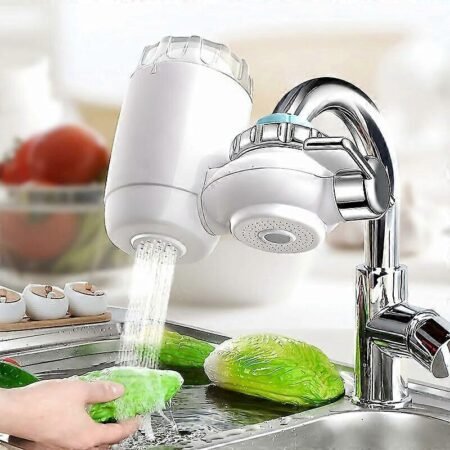 Filtre à Eau Purificateur Robinet Cuisine, Filtration Multi-couches pour Eau Potable et Lavage, Facile à Installer Blanc
