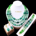 Parure de Bijoux Femme Élégante Double Rang Perles Carrées et Rondes Crème avec Accents Dorés – Modèle 3