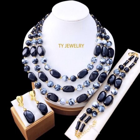 Parure de Bijoux Femme Élégante Double Rang Perles Carrées et Rondes Crème avec Accents Dorés - Modèle 15