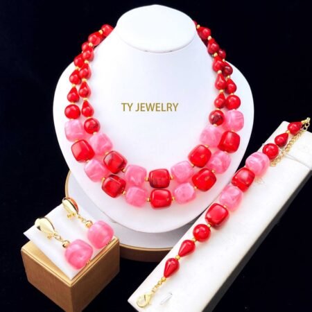 Parure de Bijoux Femme Élégante Double Rang Perles Carrées et Rondes Crème avec Accents Dorés - Modèle 10