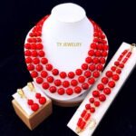 Parure de Bijoux Femme Élégante Double Rang Perles Carrées et Rondes Crème avec Accents Dorés – Modèle 16