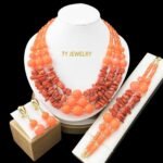 Parure de Bijoux Femme Élégante Double Rang Perles Carrées et Rondes Crème avec Accents Dorés – Modèle 7