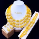 Parure de Bijoux Femme Élégante Double Rang Perles Carrées et Rondes Crème avec Accents Dorés – Modèle 13